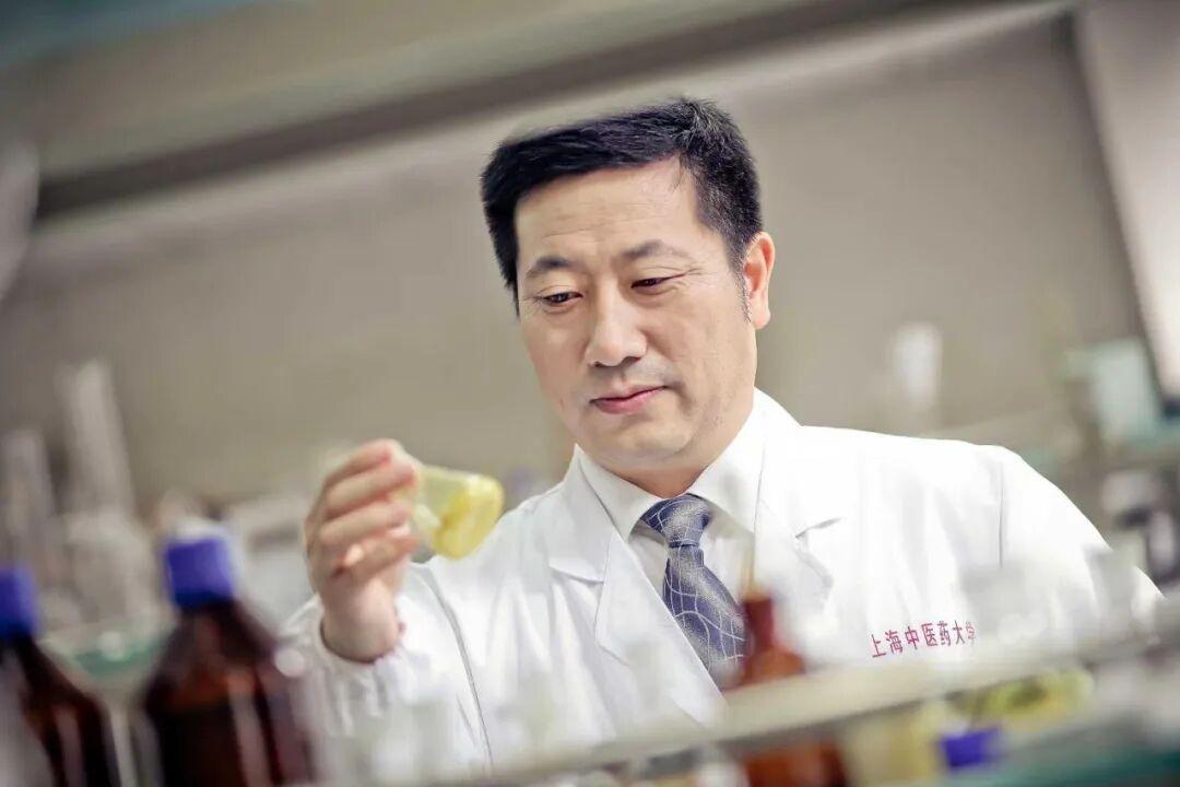 喜报！公司李医明教授入选2026年度上海市教育系统“申教名匠”培育对象