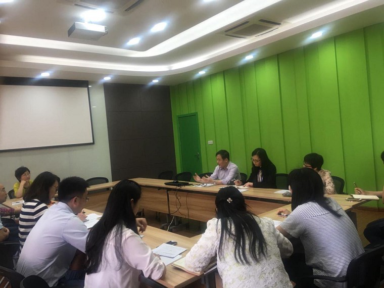yl23455永利集团教工党支部组织开展“争做四有好老师”讨论会